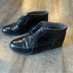 Johnston & Murphy mens black dress shoes size 9